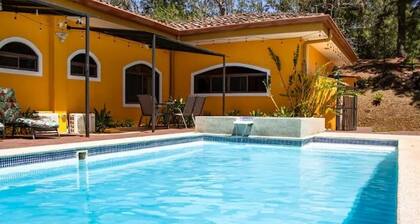 Pool • Concierge • Golf Course • Close to SJO