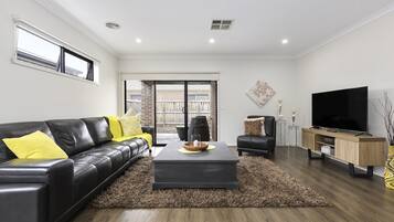 Apartment | Living area