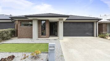 Apartment | Reception