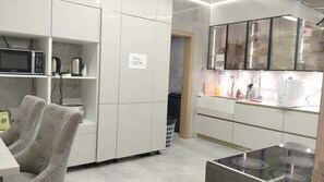 Chambre Standard, vue ville | Cuisine privée