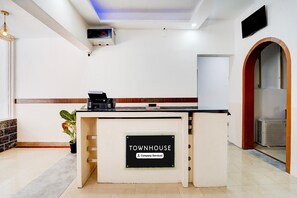 House | Reception - Townhouse Deshabhimani Road Kaloor Kochi (Kanayannur)