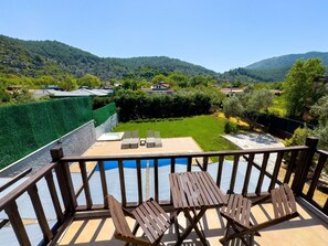 Standard Villa, Mountain View | Outdoor dining - Villa Casa de Piedra (Fethiye)