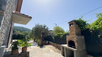 Standard-Villa, Bergblick | Terrasse/Patio