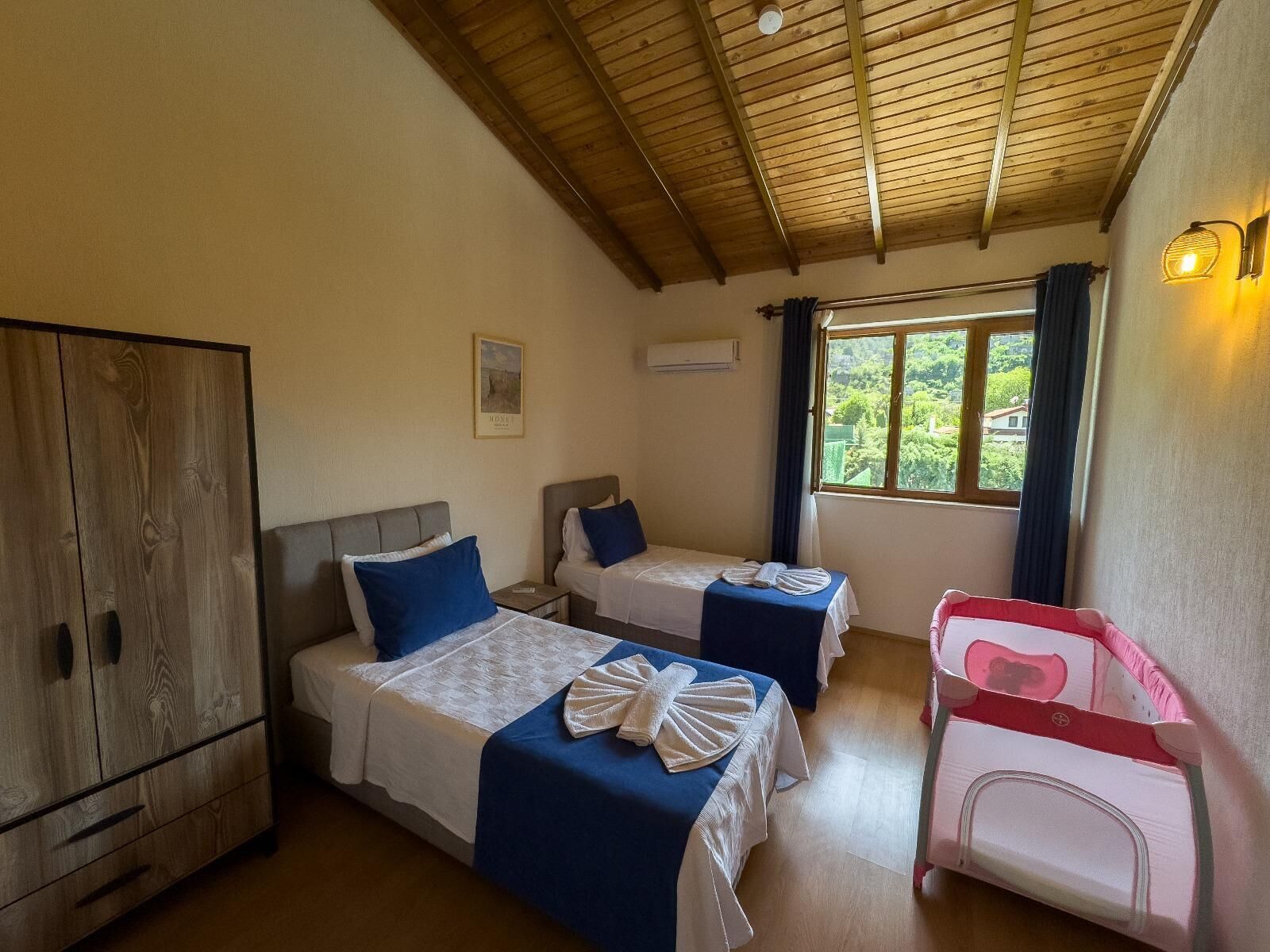 Standard-Villa, Bergblick