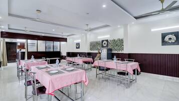 House | Dining