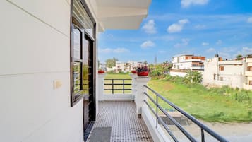 House | Balcony