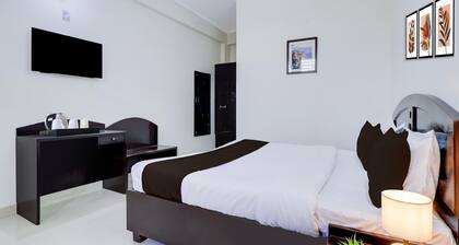 Deluxe Benison Guest House