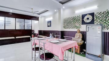 House | Dining