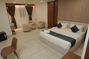 Luxury Suite - Empire Suites (Meenachil)