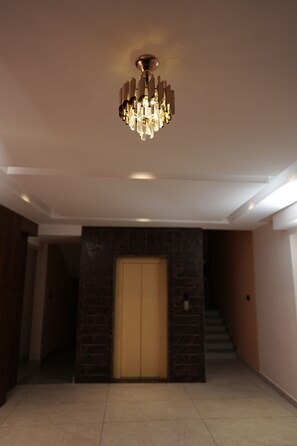 Interior - Empire Suites (Kondoor)