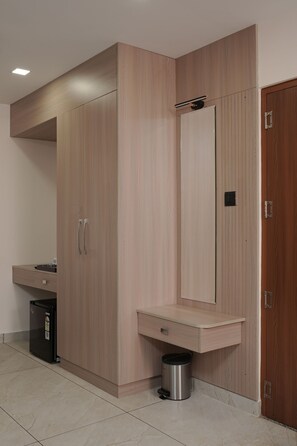 Luxury Suite | Interior - Empire Suites (Meenachil)