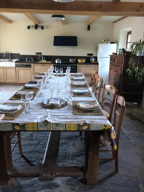Dining - Vrbo Property (Mons)