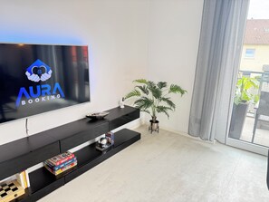 Interior - Modern Apartment with Balcony near Airport (Siegburg)