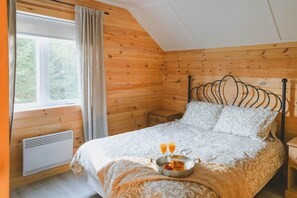 3 bedrooms, WiFi, bed sheets - Chalet 3M & Spa - Lanaudiere (Chertsey)