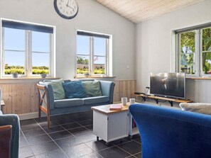 House | Interior - 4 Star Holiday Home in Dannemare (Dannemare)