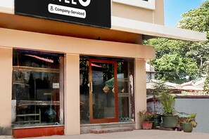 Reception - Super Hotel O Tehsil Chowk Doon Hospital (Dehradun)