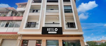 Super Hotel O Tehsil Chowk Doon Hospital