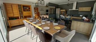 Vacation home, 850 m from the beach, sleeps 8/10. LA BERNERIE EN RETZ