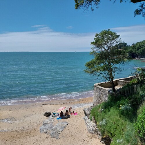 Vacation home, 850 m from the beach, sleeps 8/10. LA BERNERIE EN RETZ