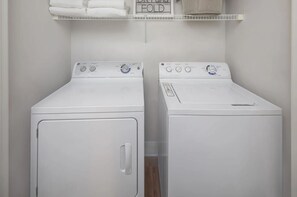 Apartamento, varanda | Parte interna