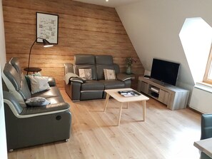 Living area - Les toits d'Hélène 5 minutes from Kaysersberg vineyard (AMMERSCHWIHR)