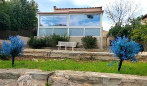 Property grounds - House of 85 m² with garden, 300m from the sea (La Seyne-sur-Mer)
