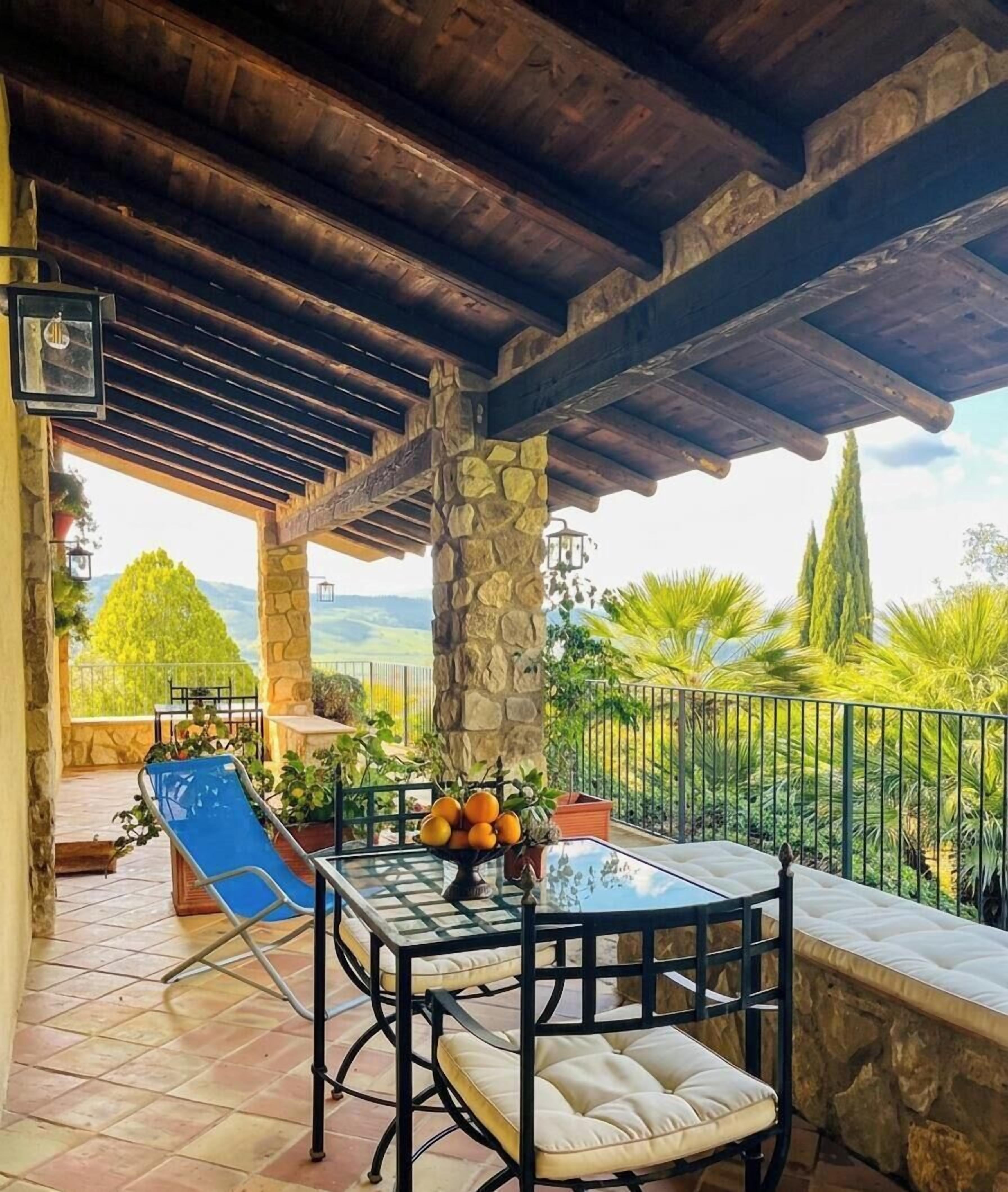 Standard Double Room, Patio, Garden View