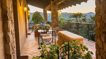 Standard-Doppelzimmer, Terrasse, Gartenblick | Terrasse/Patio