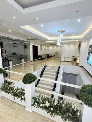 Interior - Kandy City Ruis  (Kandy)