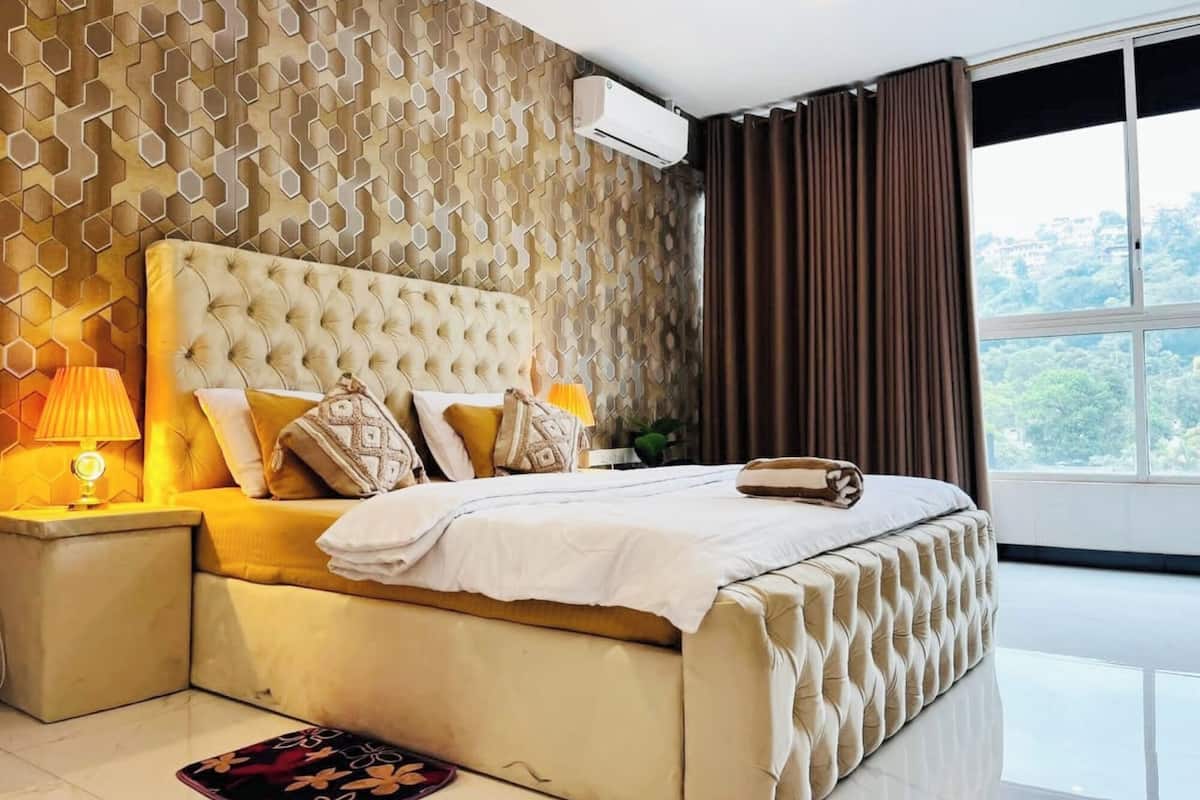 Deluxe Double Room, City View