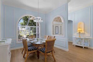 Dining - Luxury 4BR Home Near Beaches with Heated Pool & Spa (Cape Coral)