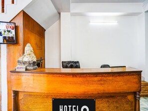 House | Reception - Hotel O Tyagi Road Near Prince Chowk (Dehradun)