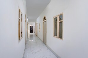 House | Interior - Hotel O Dehradun Railway Station (Dehradun)