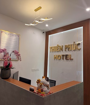 Reception - THIÊN PHÚC HOTEL (Quang Ngai)