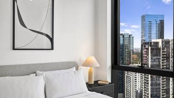 Apartment | 2 Schlafzimmer, laptopgeeigneter Arbeitsplatz, Bettwäsche