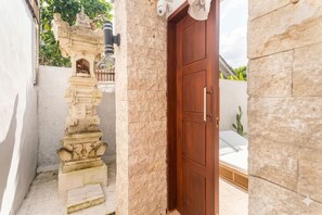 Front of property - Twin Brothers Villas Canggu (Canggu)