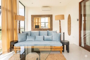 Living area - Twin Brothers Villas Canggu (Canggu)