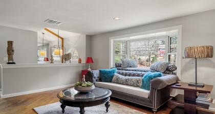 Modern 2BR Near Gillette Stadium • Private Yard