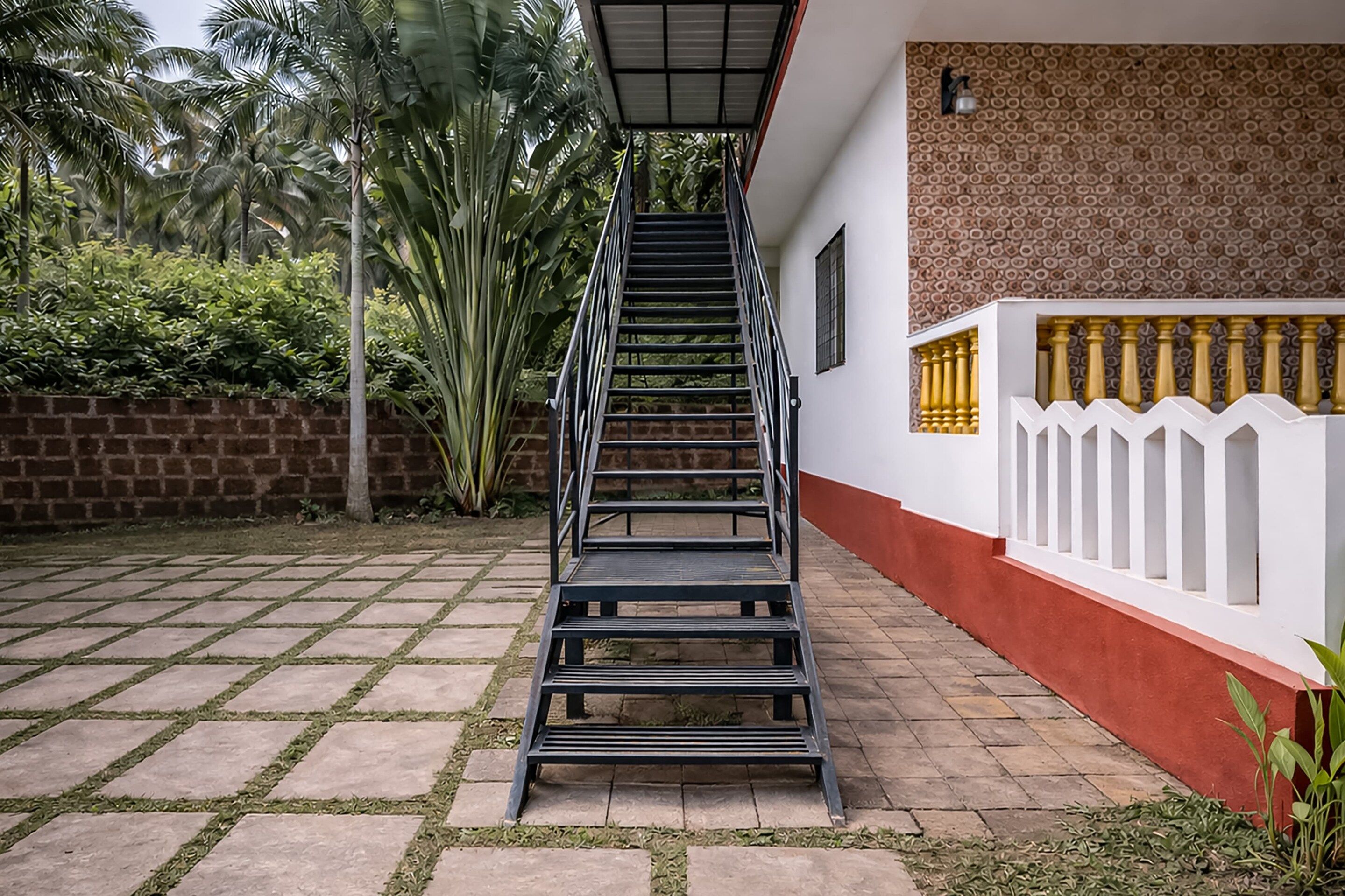 House | Reception