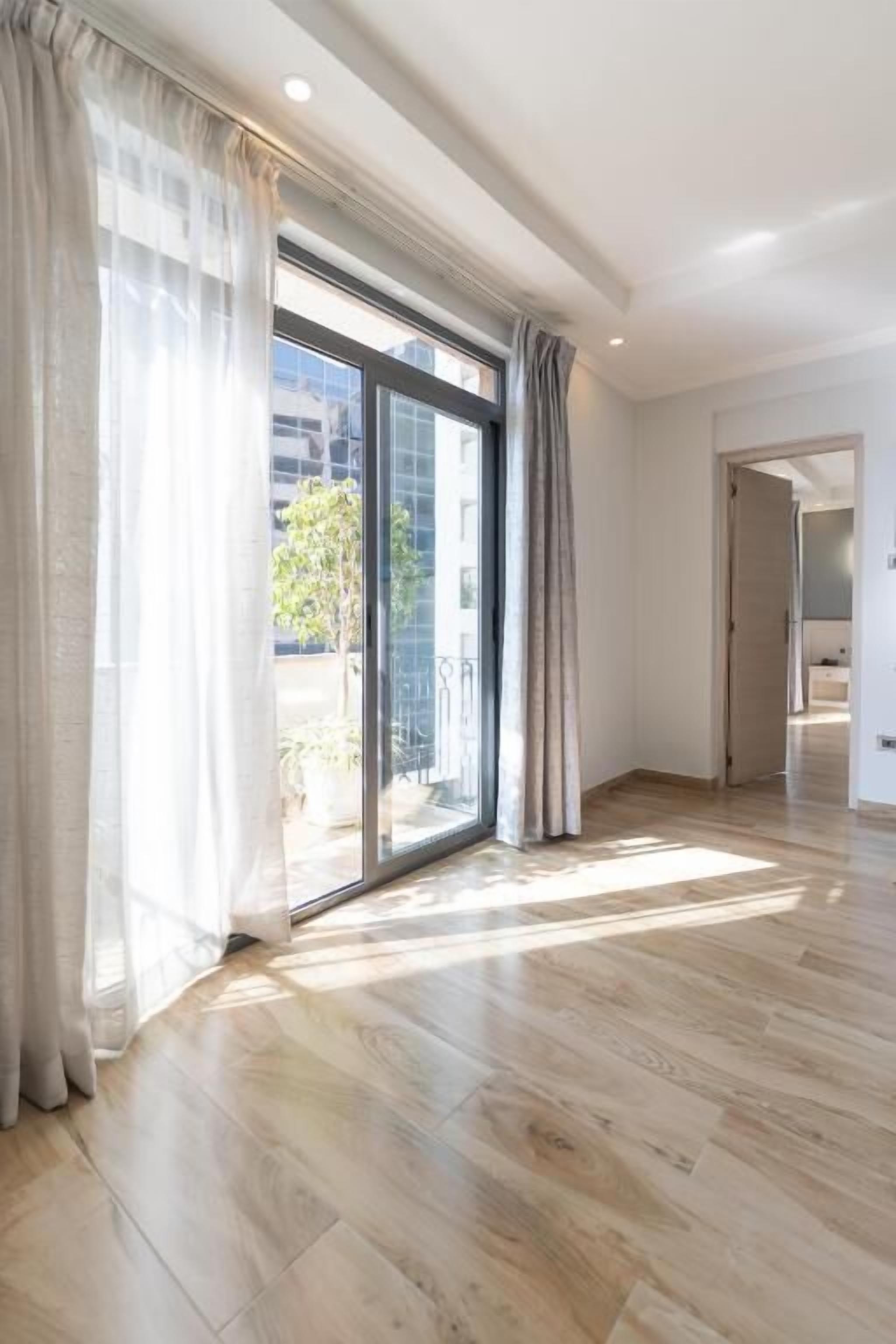Appartement Deluxe, balcon | Intérieur