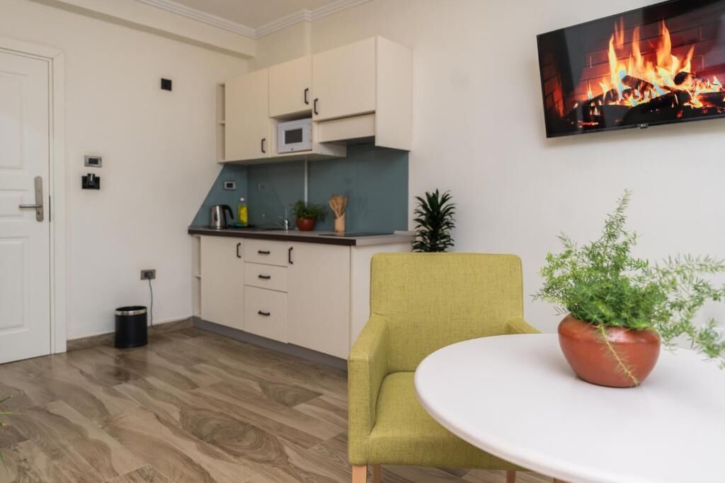 Studio, Balcony | Interior