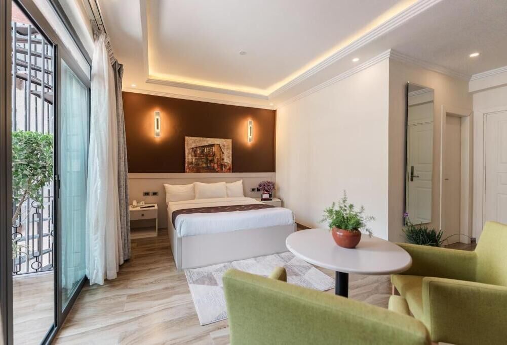 Studio, Balcony | Blackout curtains, soundproofing, iron/ironing board, free WiFi