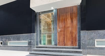 Super Townhouse Phase 3 DLF Cyber City