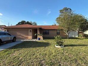 Exterior -  Charming, private entrance suite. Sarasota (Sarasota)