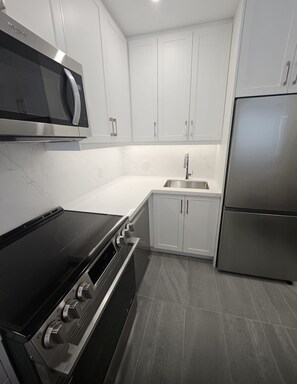 Private kitchen - Gerrard Indian and Pakistan bazaar close to downtown Toronto (Toronto)