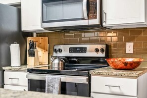 Appartement, patio | Cuisine privée