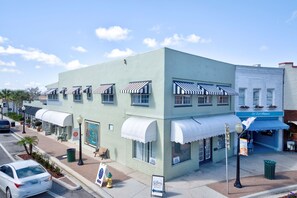 Exterior - Gorgeous Newly Remodeled 4BR/2BA Loft in Sebring – Modern Living at Its Finest (Sebring)