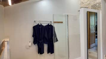 Douche, articles de toilette écologiques, sÚche-cheveux