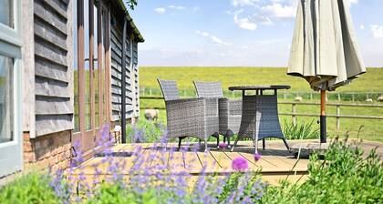 Acorn Barn - a holiday let that sleeps 2 guests in 1 bedroom