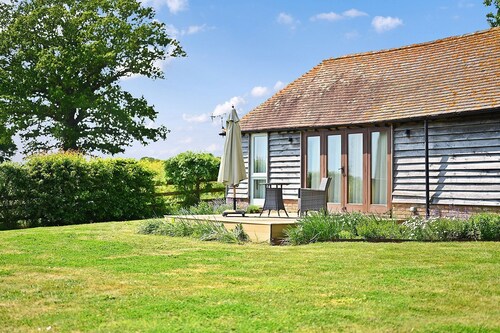 Acorn Barn - a holiday let that sleeps 2 guests in 1 bedroom